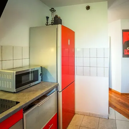 Apartament 3-pokojowy Pod Wieza דירה *